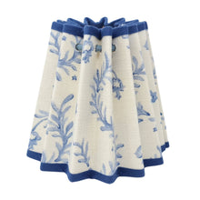 Load image into Gallery viewer, LINEN - PLEATED LAMPSHADE