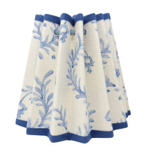 Load image into Gallery viewer, LINEN - PLEATED LAMPSHADE