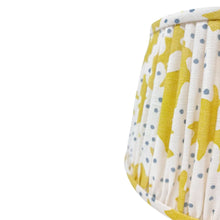 Load image into Gallery viewer, LINEN - GATHERED LAMPSHADE