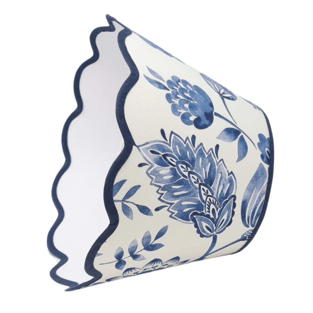 Pure Edit Kamila Scalloped Lampshade
