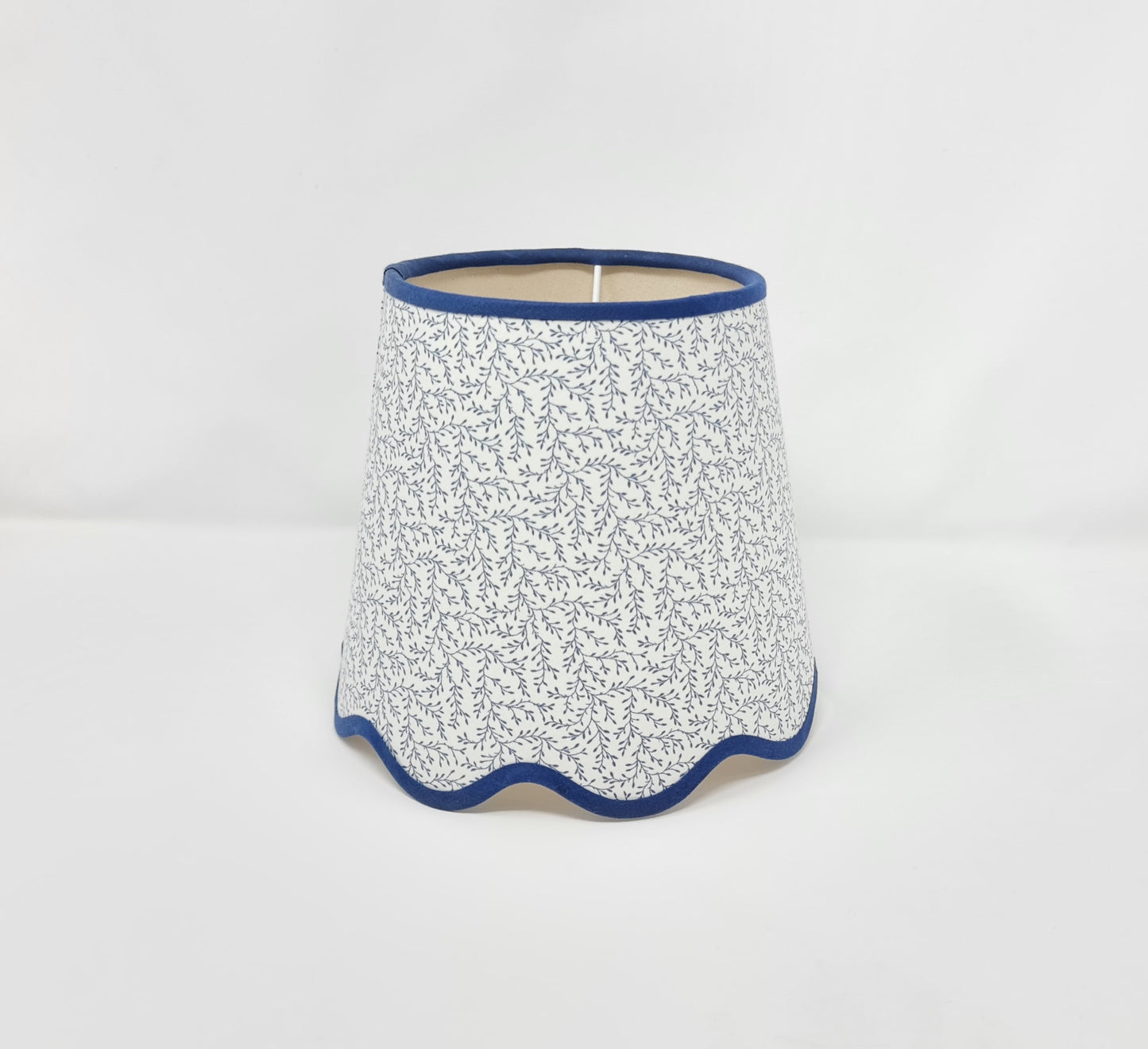 Leonie Tapered Lampshade – Scalloped Edge